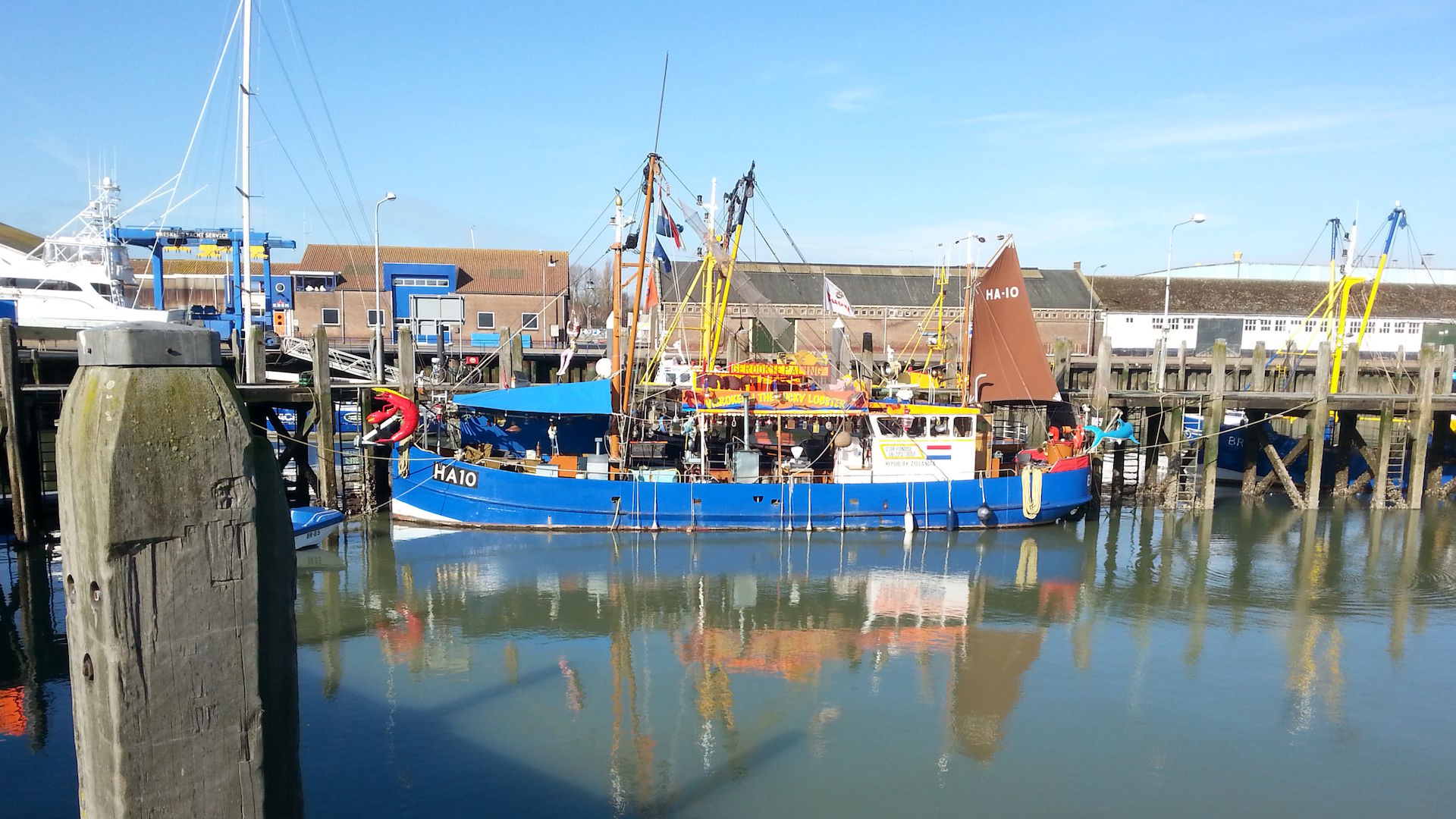 Kutter im Hafen von Breskens